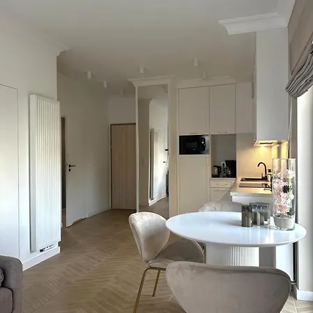 Apartman Let's Sea - Premium Z Ogrodkiem, Przyjazne Zwierzetom *