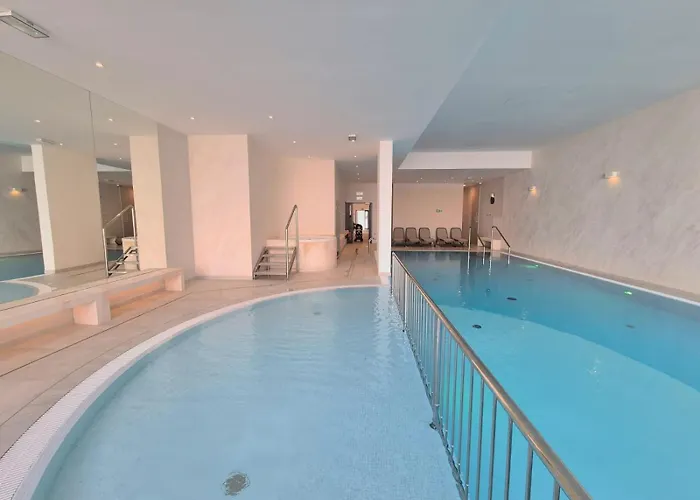 Let's Sea - Premium Z Ogrodkiem, Przyjazne Zwierzetom Гонски